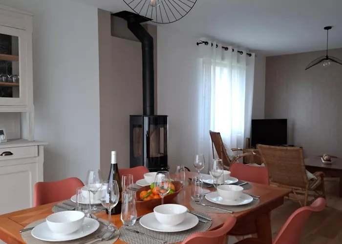 Holiday home Ty Gwenn *